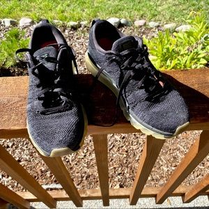 Nike Air Max Flynit Running Shoes